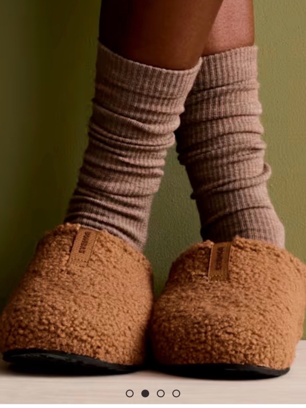 Bombas Sunday Slippers cozy sherpa
Clogs Mules size 9 Camel toffee